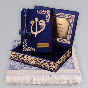 Kadife Kutulu Kur'an-ı Kerim (Lacivert, Seccadeli, Gold Süsleme)