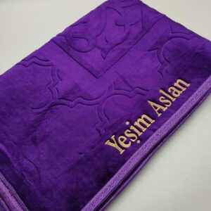 Özel İsimli Peluş Seccade ( Mor )