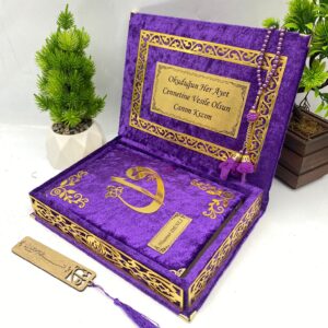 Kadife Kutulu Kur'an-ı Kerim (Mor, Gold Süsleme)