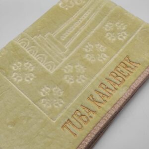 Özel İsimli Peluş Seccade ( KREM )